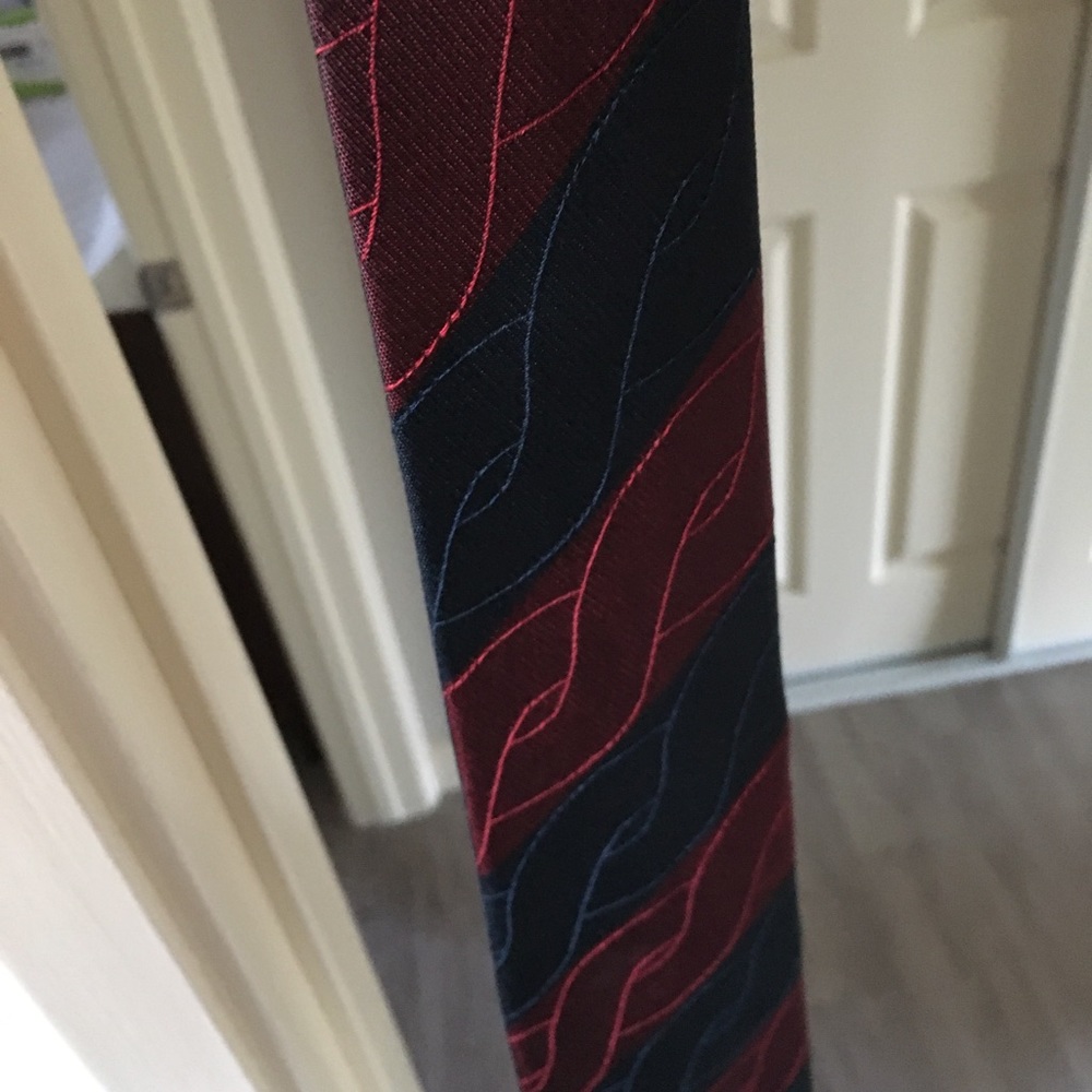 Beautiful Authentic Gucci Tie - great condition!